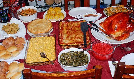 Thanksgiving-Soul-Food Thanksgiving feast with various delicious dishes.
